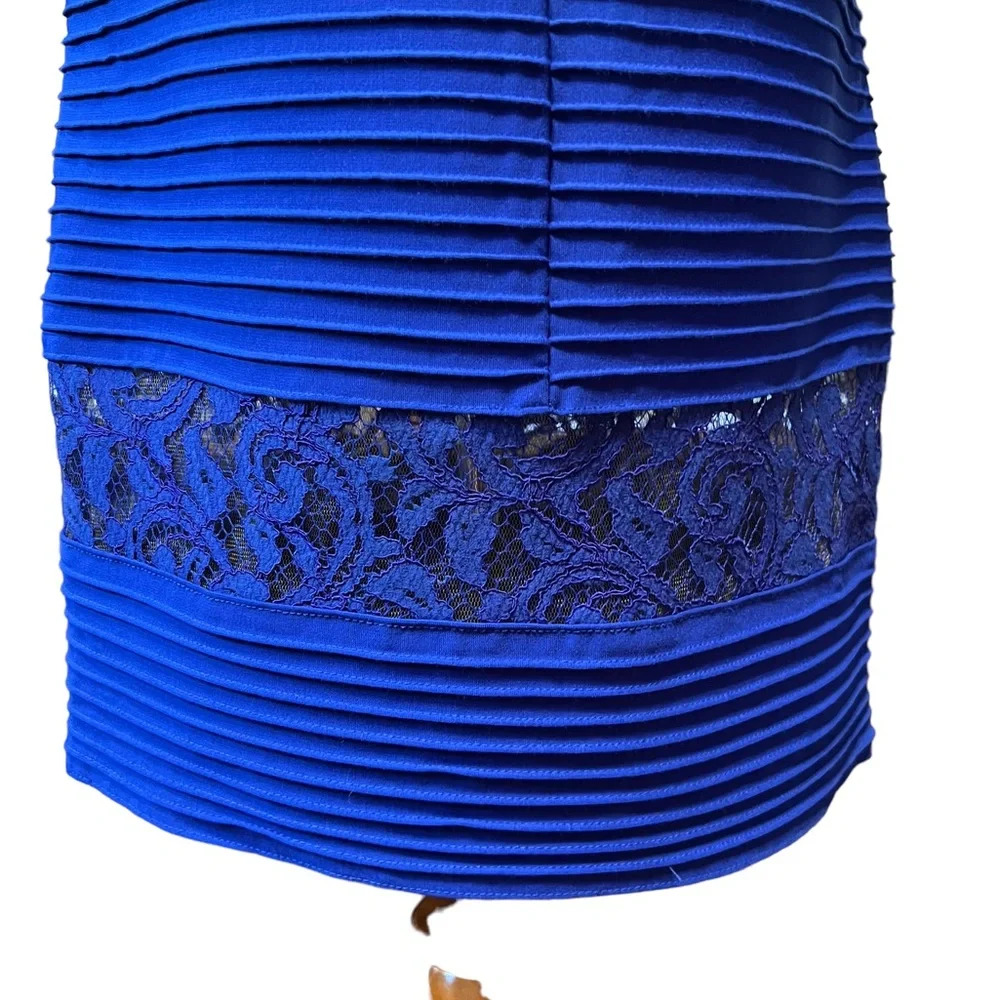 Tadashi Shoji Cobalt Blue Horizontal Pleated Bodycon dress with Lace Bod… - Picture 8 of 8